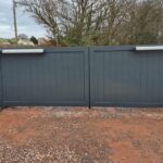 Aluminium gate